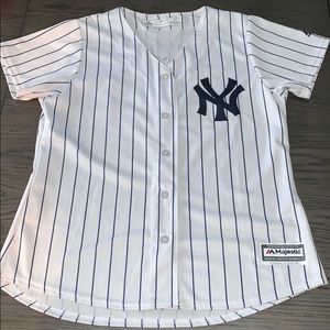 NWOT AARON JUDGE YANKEE MAJESTIC JERSEY